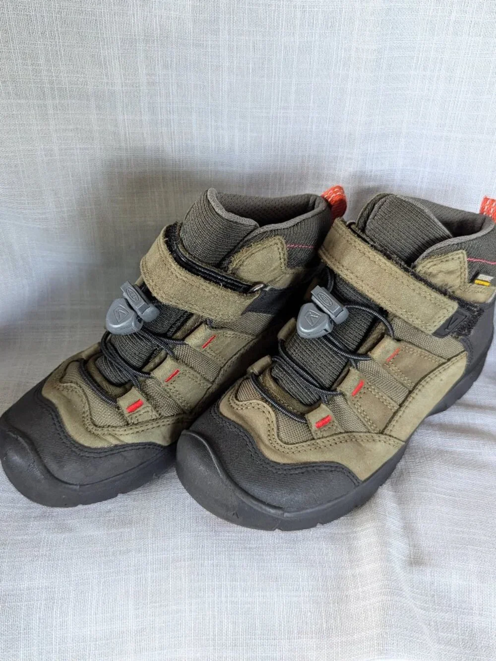 KEEN WATERPROOF HIKING BOOTS LITTLE BOYS SIZE 13 TAN BLACK